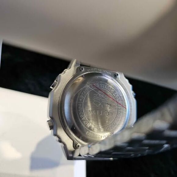 Invicta Activa unisex steel digital watch. New in box! main image 4